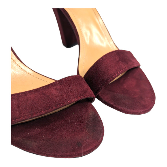 Faux Suede Women's Size 7 Burgundy Ankle Strap Open Toe Sandals Chunky Heels - Picture 2 of 6